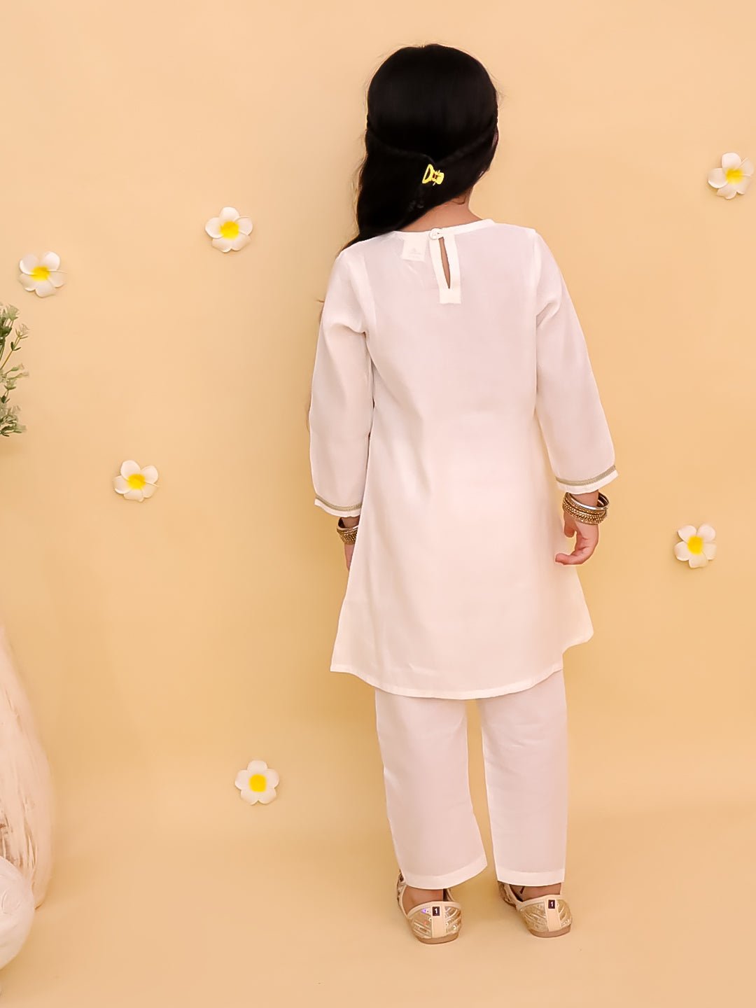 Regal White Girls Kurta Pajama Set
