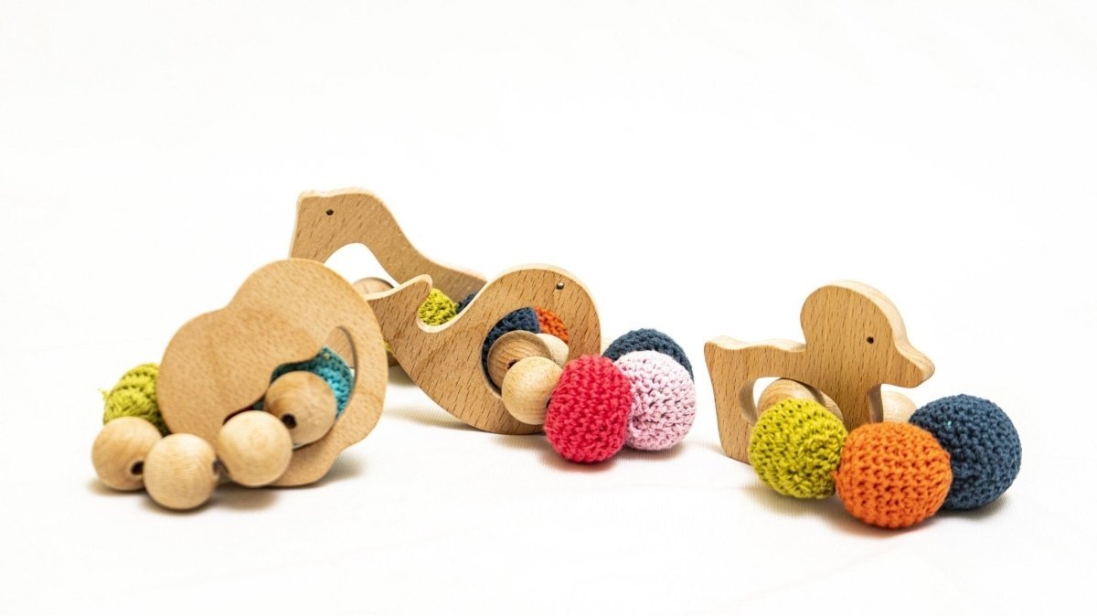 Rocking Potato Duck Natural Beech Wood Crochet Rattle Teether For Babies