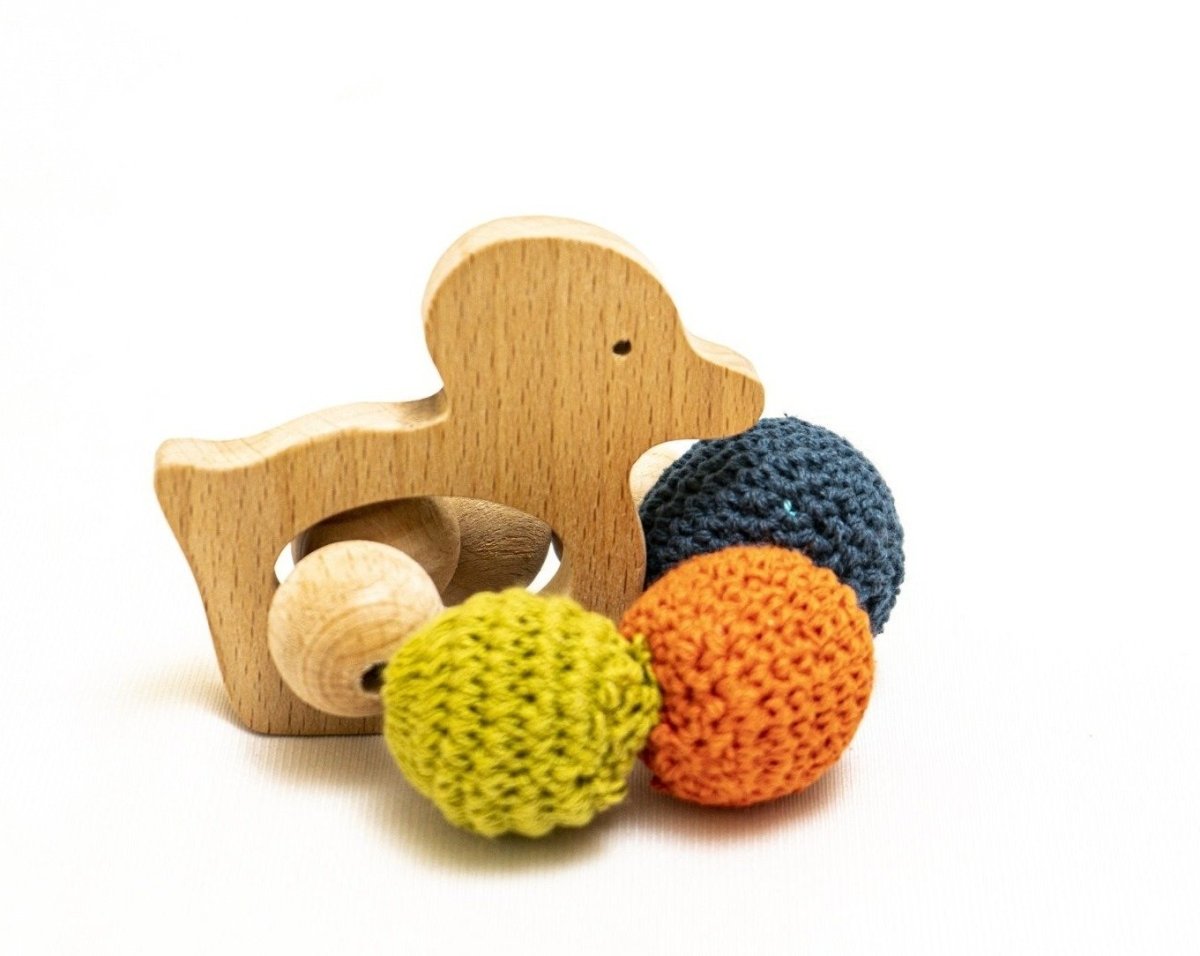 Rocking Potato Duck Natural Beech Wood Crochet Rattle Teether For Babies