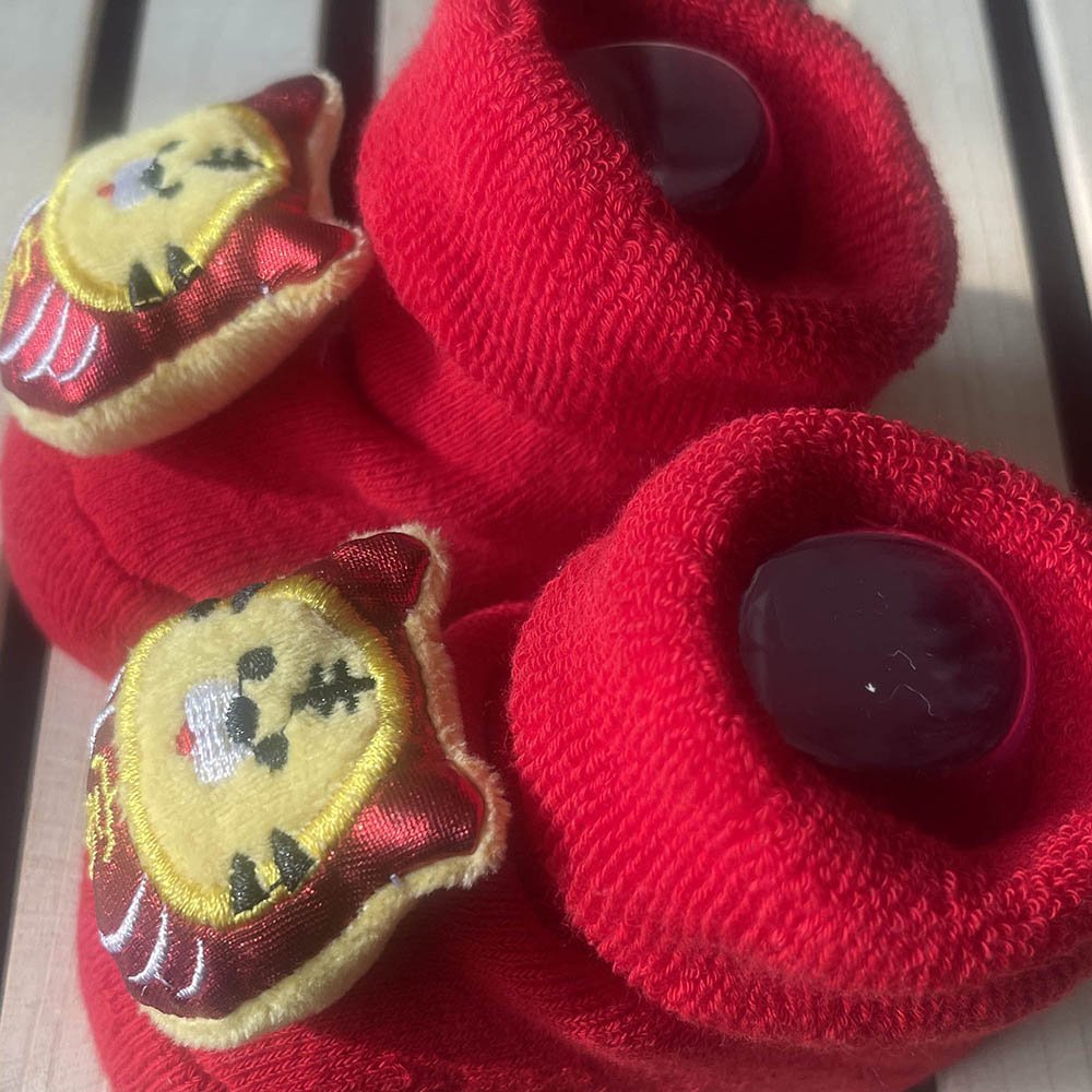 Little Surprise Box Shimmer Red Lucky Chinese New Year Cat Booties