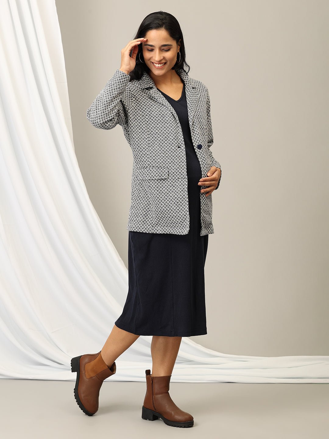  Styled to Wow Maternity and Nursing Shacket Dress Multi