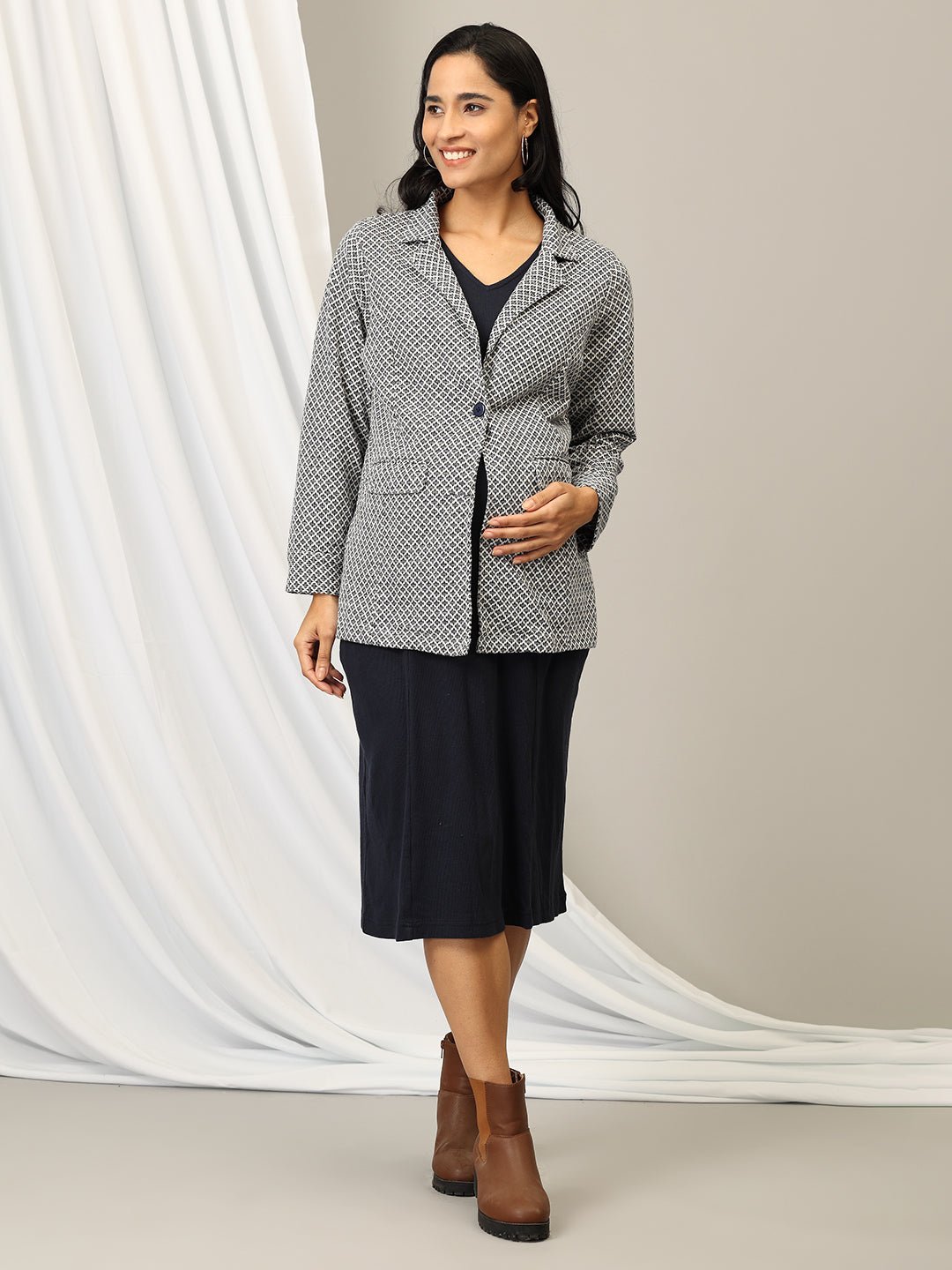  Styled to Wow Maternity and Nursing Shacket Dress Multi