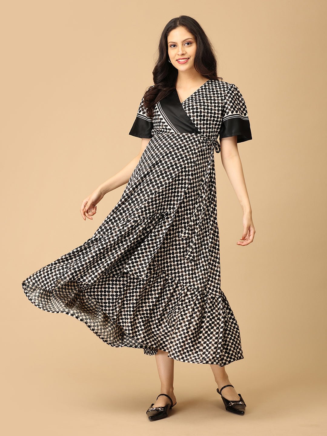  Right Angles Maternity and Nursing Wrap Dress Multi