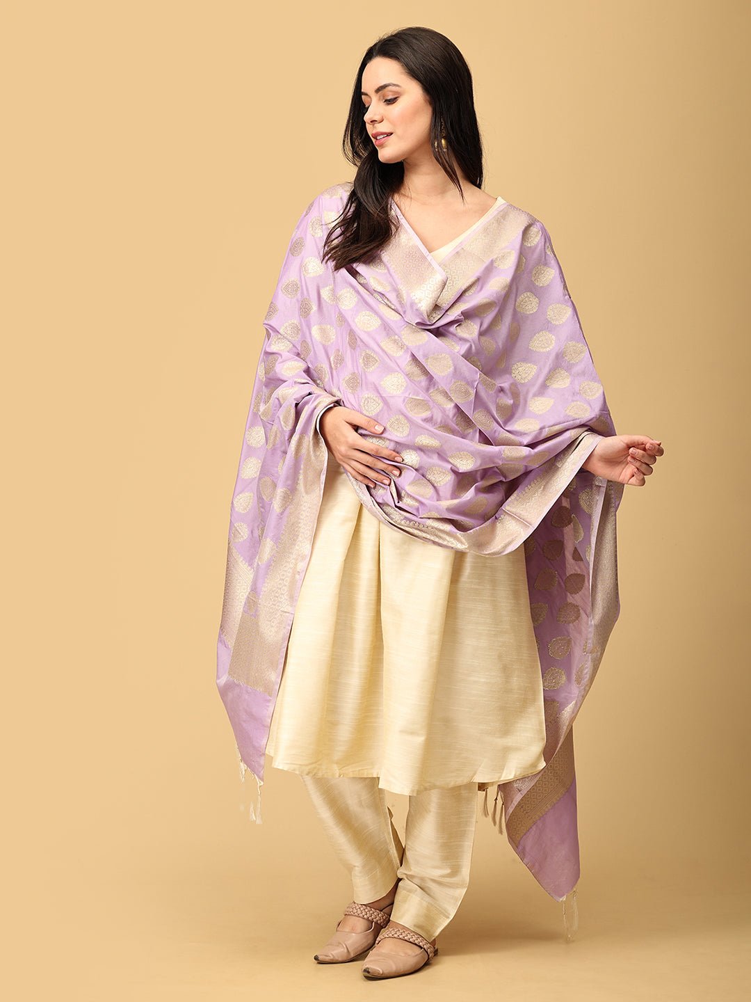  Vanilla Chai Maternity and Nursing Silk Kurta Set Off-white