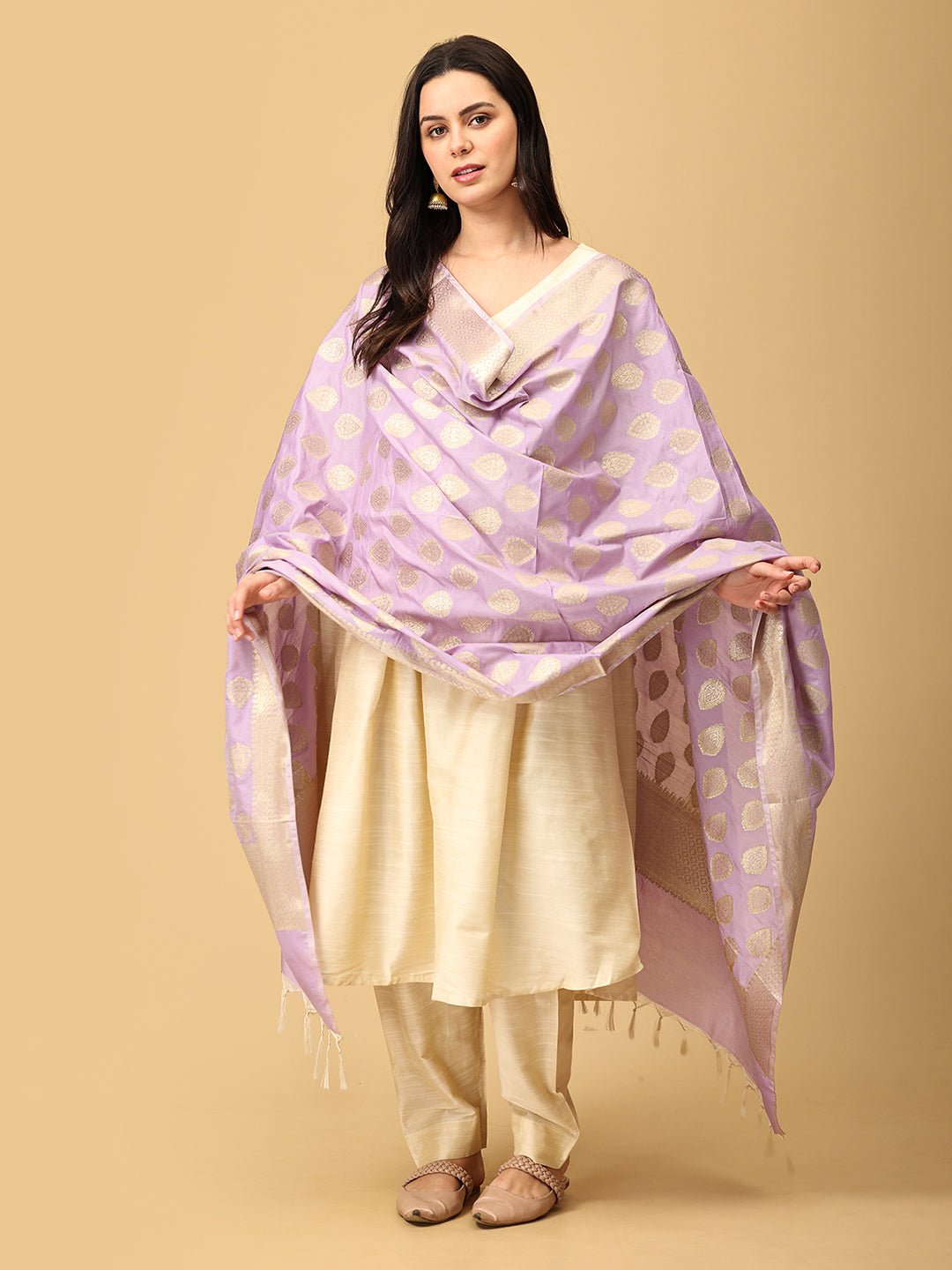  Vanilla Chai Maternity and Nursing Silk Kurta Set Off-white