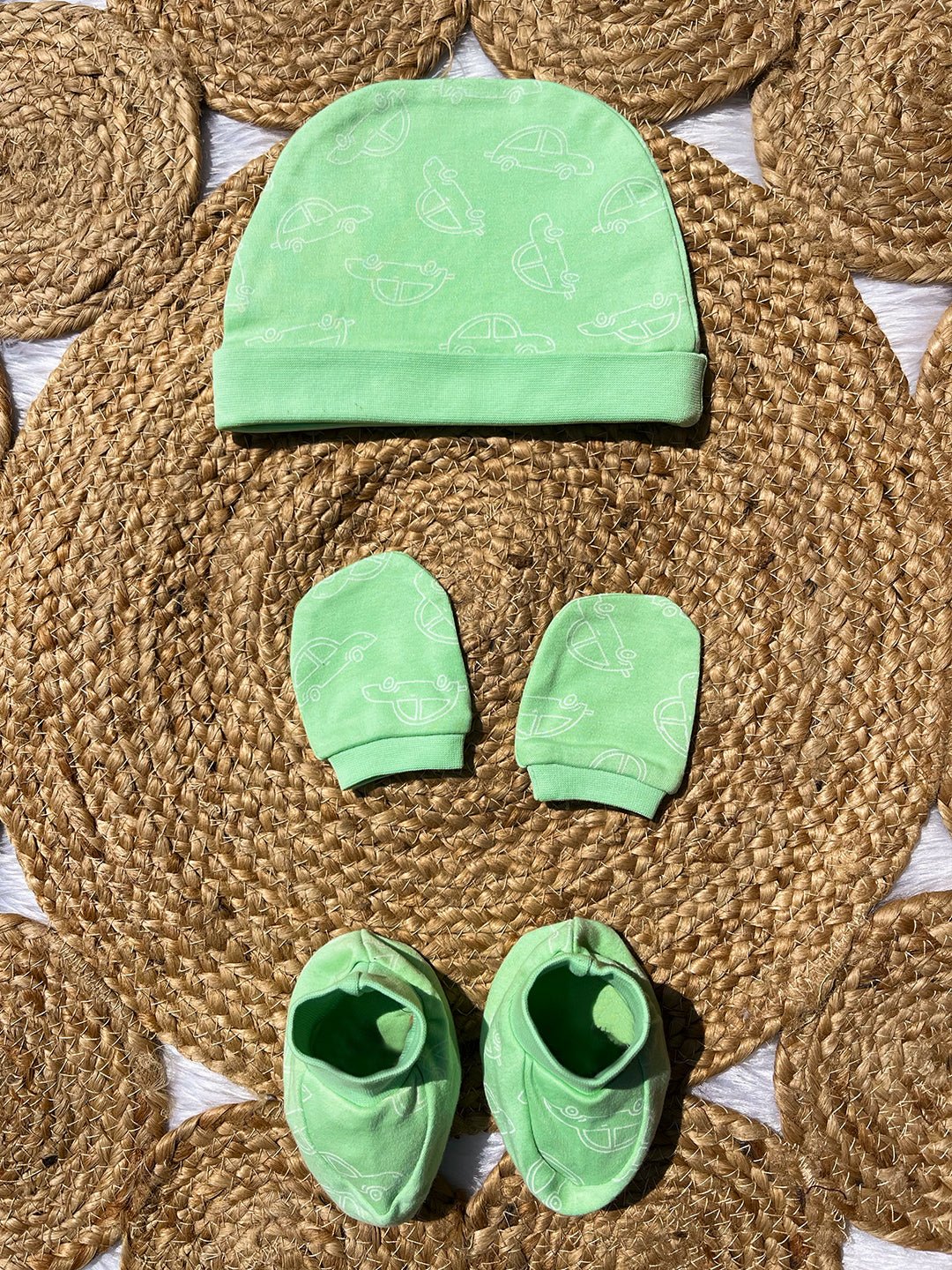  Vroom Vroom Mittens Booties Cap Set
